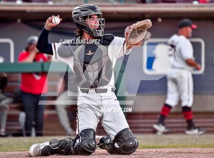 Thumbnail 3 in St. John Bosco vs. Beckman (CIF SS DIV 3 Championship) photogallery.
