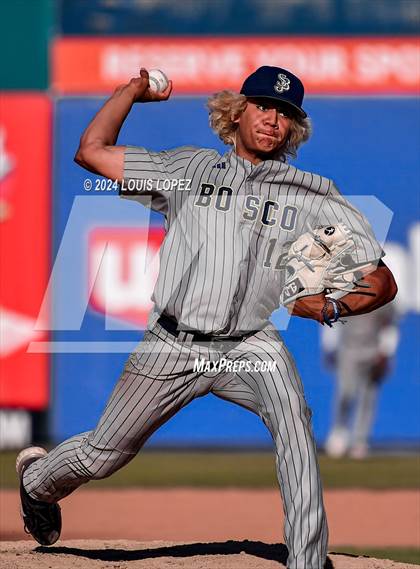 Thumbnail 3 in St. John Bosco vs. Beckman (CIF SS DIV 3 Championship) photogallery.