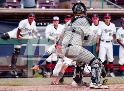 Thumbnail 3 in St. John Bosco vs. Beckman (CIF SS DIV 3 Championship) photogallery.