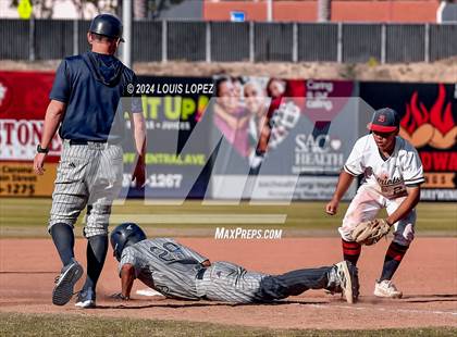 Thumbnail 3 in St. John Bosco vs. Beckman (CIF SS DIV 3 Championship) photogallery.
