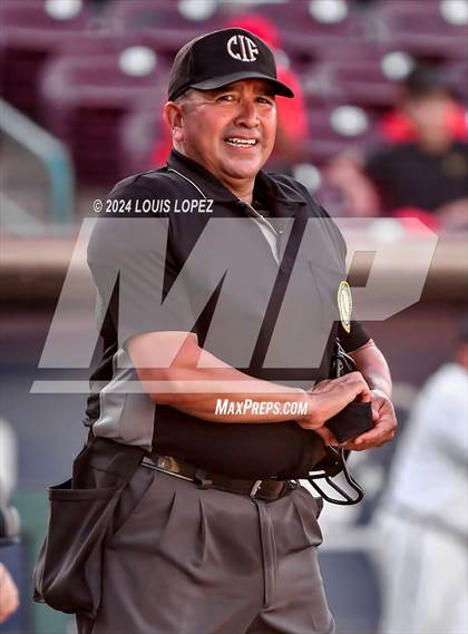 Thumbnail 3 in St. John Bosco vs. Beckman (CIF SS DIV 3 Championship) photogallery.
