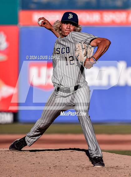 Thumbnail 3 in St. John Bosco vs. Beckman (CIF SS DIV 3 Championship) photogallery.