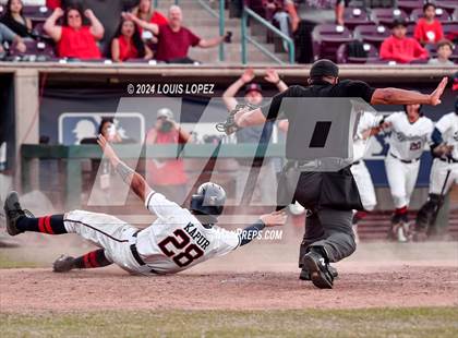 Thumbnail 3 in St. John Bosco vs. Beckman (CIF SS DIV 3 Championship) photogallery.