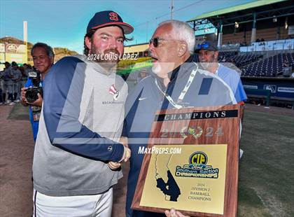 Thumbnail 3 in St. John Bosco vs. Beckman (CIF SS DIV 3 Championship) photogallery.