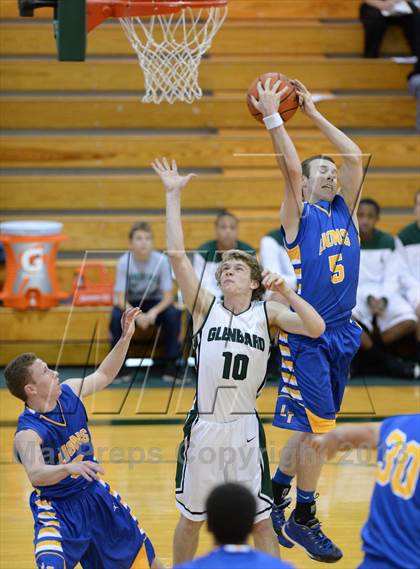 Thumbnail 2 in Lyons @ Glenbard West photogallery.