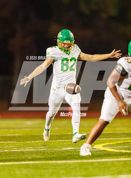 Thumbnail 3 in Summerville vs Carolina Forest (SCHSL 5A Div 1 Round 3) photogallery.