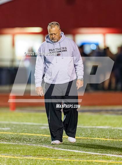 Thumbnail 3 in Summerville vs Carolina Forest (SCHSL 5A Div 1 Round 3) photogallery.