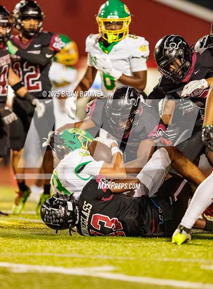 Thumbnail 2 in Summerville vs Carolina Forest (SCHSL 5A Div 1 Round 3) photogallery.