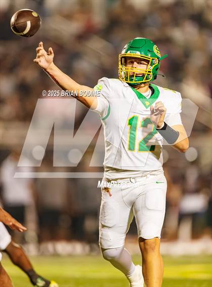 Thumbnail 1 in Summerville vs Carolina Forest (SCHSL 5A Div 1 Round 3) photogallery.