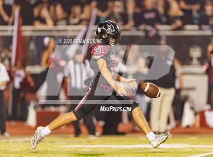 Thumbnail 3 in Summerville vs Carolina Forest (SCHSL 5A Div 1 Round 3) photogallery.