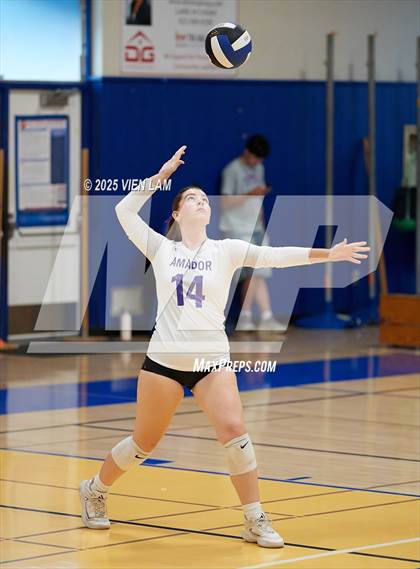 Thumbnail 1 in JV: Amador Valley @ Foothill photogallery.