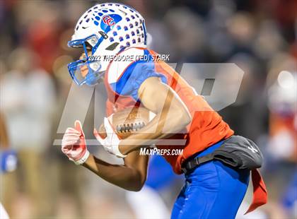 Thumbnail 2 in Fountain-Fort Carson @ Cherry Creek(CHSAA 5A 2nd Round) photogallery.