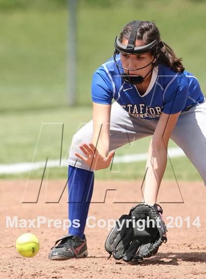 Thumbnail 1 in Old Saybrook vs. Stafford (CIAC Class S Quarterfinal) photogallery.
