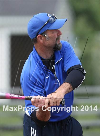 Thumbnail 1 in Old Saybrook vs. Stafford (CIAC Class S Quarterfinal) photogallery.