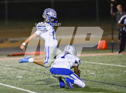 Thumbnail 3 in Connally @ Lorena photogallery.