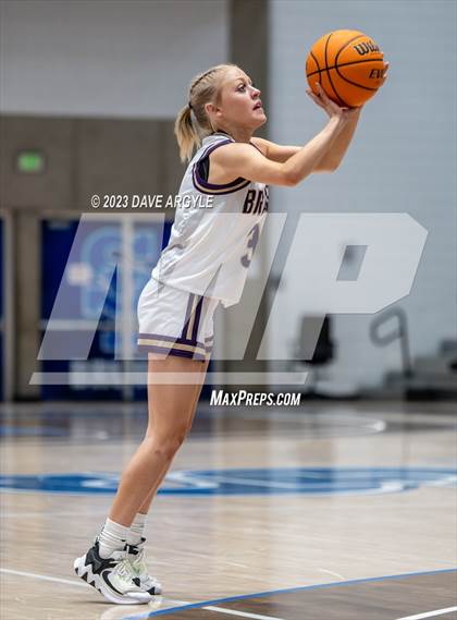 Thumbnail 1 in North Summit vs. Millard (UHSAA 2A Quarterfinal) photogallery.