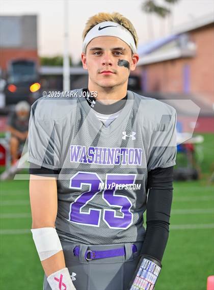 Thumbnail 3 in Coconino @ Washington photogallery.