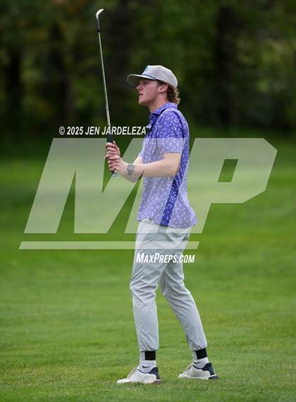 Thumbnail 3 in Schottmaker Invitational photogallery.