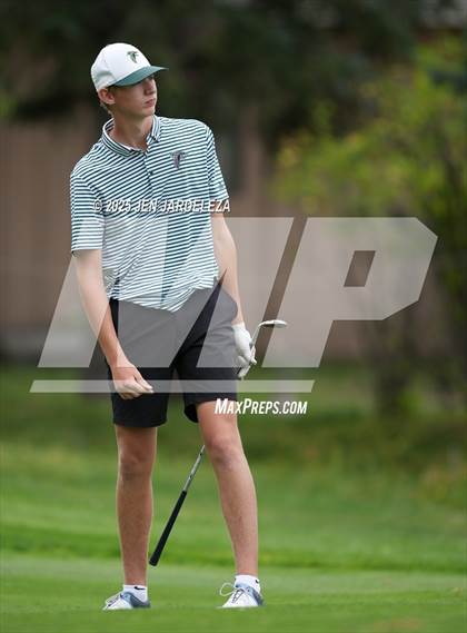 Thumbnail 3 in Schottmaker Invitational photogallery.
