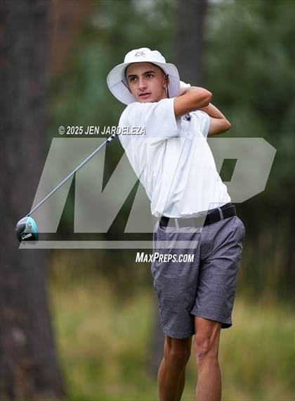 Thumbnail 1 in Schottmaker Invitational photogallery.