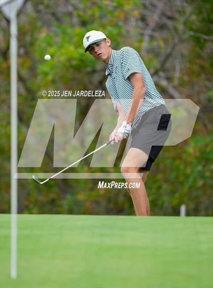 Thumbnail 2 in Schottmaker Invitational photogallery.