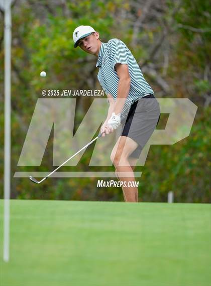 Thumbnail 3 in Schottmaker Invitational photogallery.