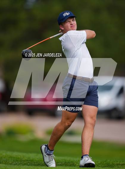 Thumbnail 3 in Schottmaker Invitational photogallery.
