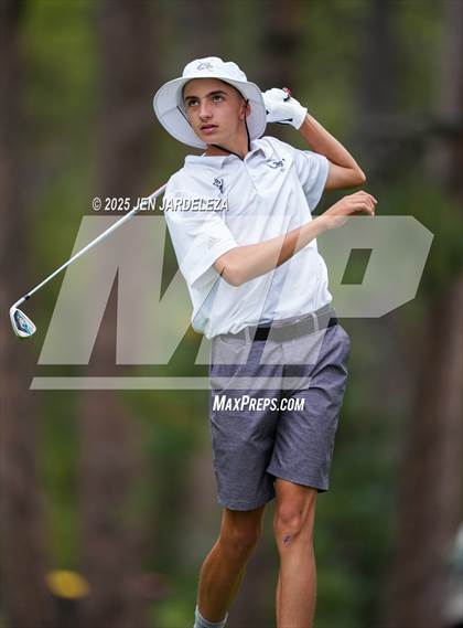 Thumbnail 2 in Schottmaker Invitational photogallery.