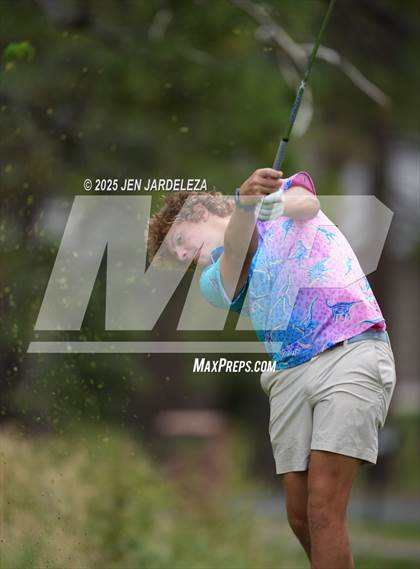 Thumbnail 3 in Schottmaker Invitational photogallery.