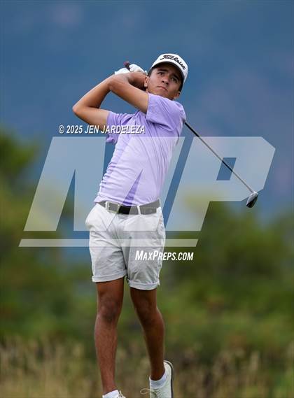 Thumbnail 3 in Schottmaker Invitational photogallery.