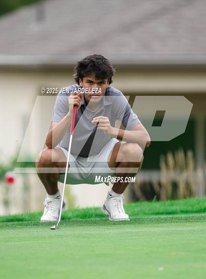 Thumbnail 3 in Schottmaker Invitational photogallery.