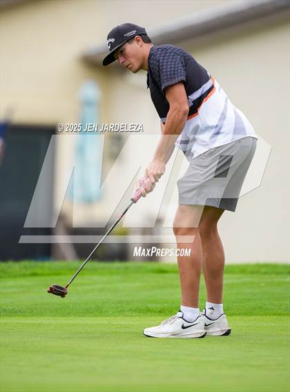 Thumbnail 3 in Schottmaker Invitational photogallery.