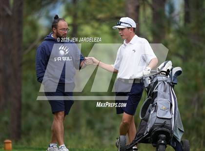 Thumbnail 2 in Schottmaker Invitational photogallery.