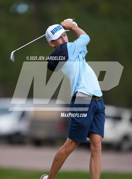Thumbnail 3 in Schottmaker Invitational photogallery.