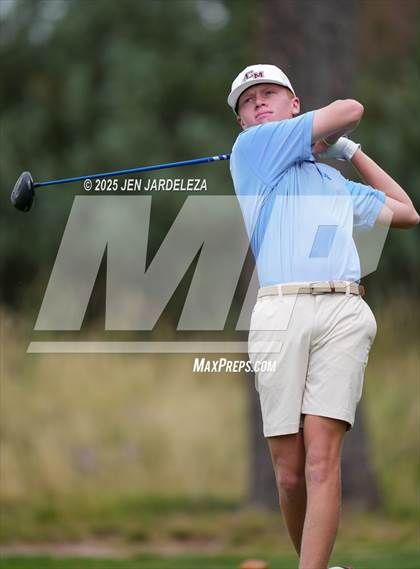 Thumbnail 2 in Schottmaker Invitational photogallery.