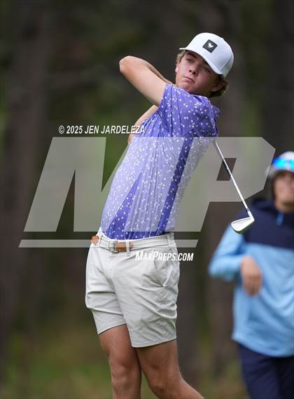 Thumbnail 2 in Schottmaker Invitational photogallery.