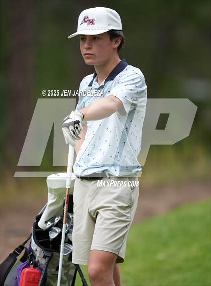 Thumbnail 3 in Schottmaker Invitational photogallery.