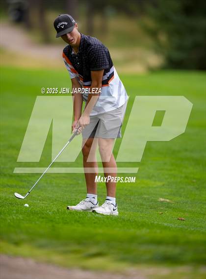 Thumbnail 2 in Schottmaker Invitational photogallery.