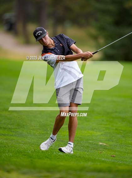 Thumbnail 3 in Schottmaker Invitational photogallery.
