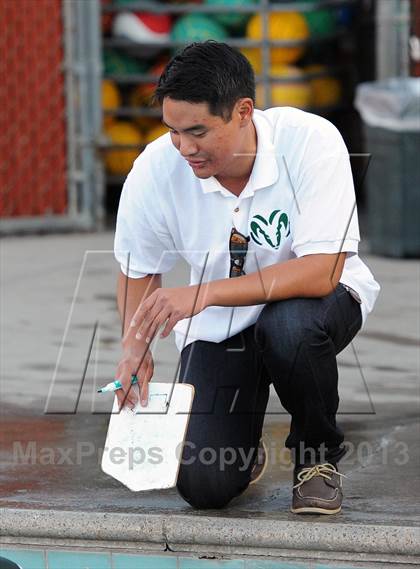 Thumbnail 2 in San Marino vs. Temple City photogallery.