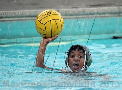 Thumbnail 2 in San Marino vs. Temple City photogallery.
