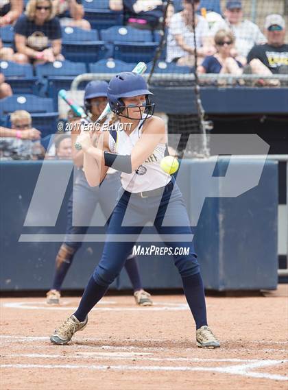 Thumbnail 3 in Cedar Cliff vs Donegal (PIAA 5A Final) photogallery.