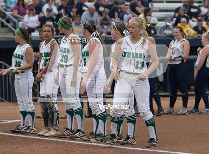 Thumbnail 2 in Cedar Cliff vs Donegal (PIAA 5A Final) photogallery.
