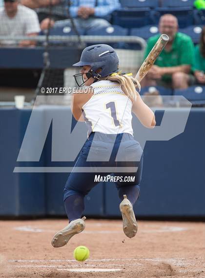 Thumbnail 3 in Cedar Cliff vs Donegal (PIAA 5A Final) photogallery.