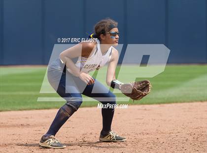 Thumbnail 3 in Cedar Cliff vs Donegal (PIAA 5A Final) photogallery.