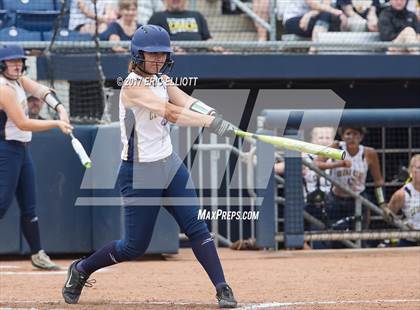 Thumbnail 2 in Cedar Cliff vs Donegal (PIAA 5A Final) photogallery.