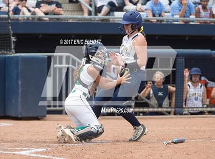 Thumbnail 1 in Cedar Cliff vs Donegal (PIAA 5A Final) photogallery.