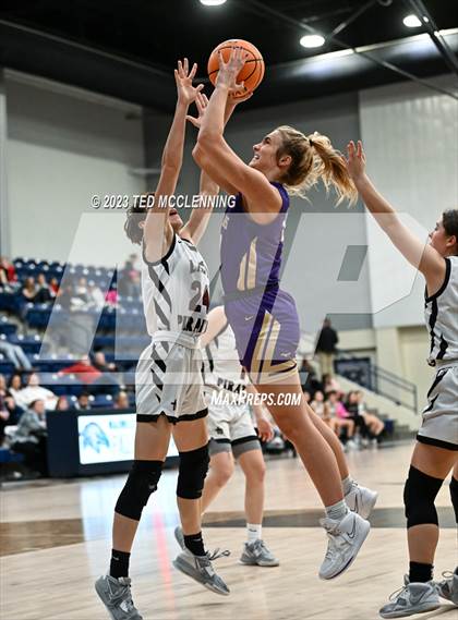 Thumbnail 1 in Central Arkansas Christian vs Dover (AAA 3A-5 district 2nd round) photogallery.