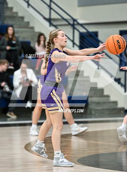 Thumbnail 3 in Central Arkansas Christian vs Dover (AAA 3A-5 district 2nd round) photogallery.