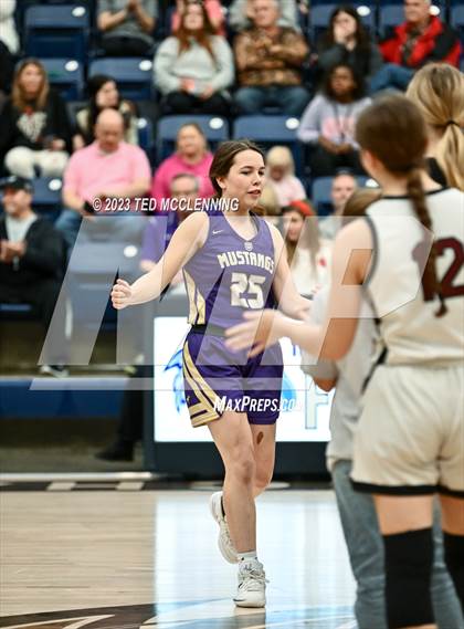 Thumbnail 2 in Central Arkansas Christian vs Dover (AAA 3A-5 district 2nd round) photogallery.